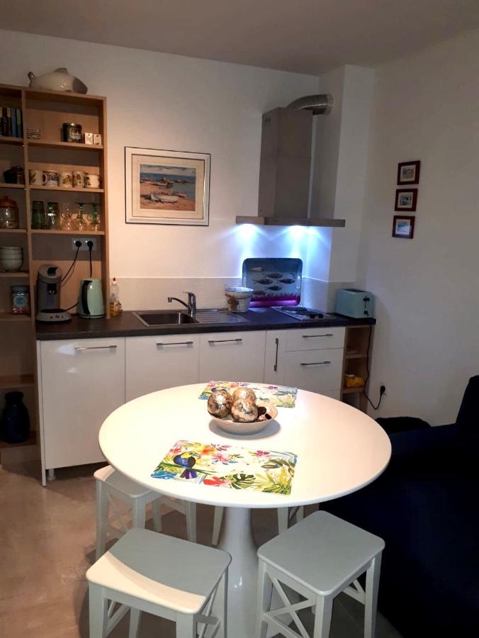 Obzor Tatyana Apartaments Bonjour ภายนอก รูปภาพ
