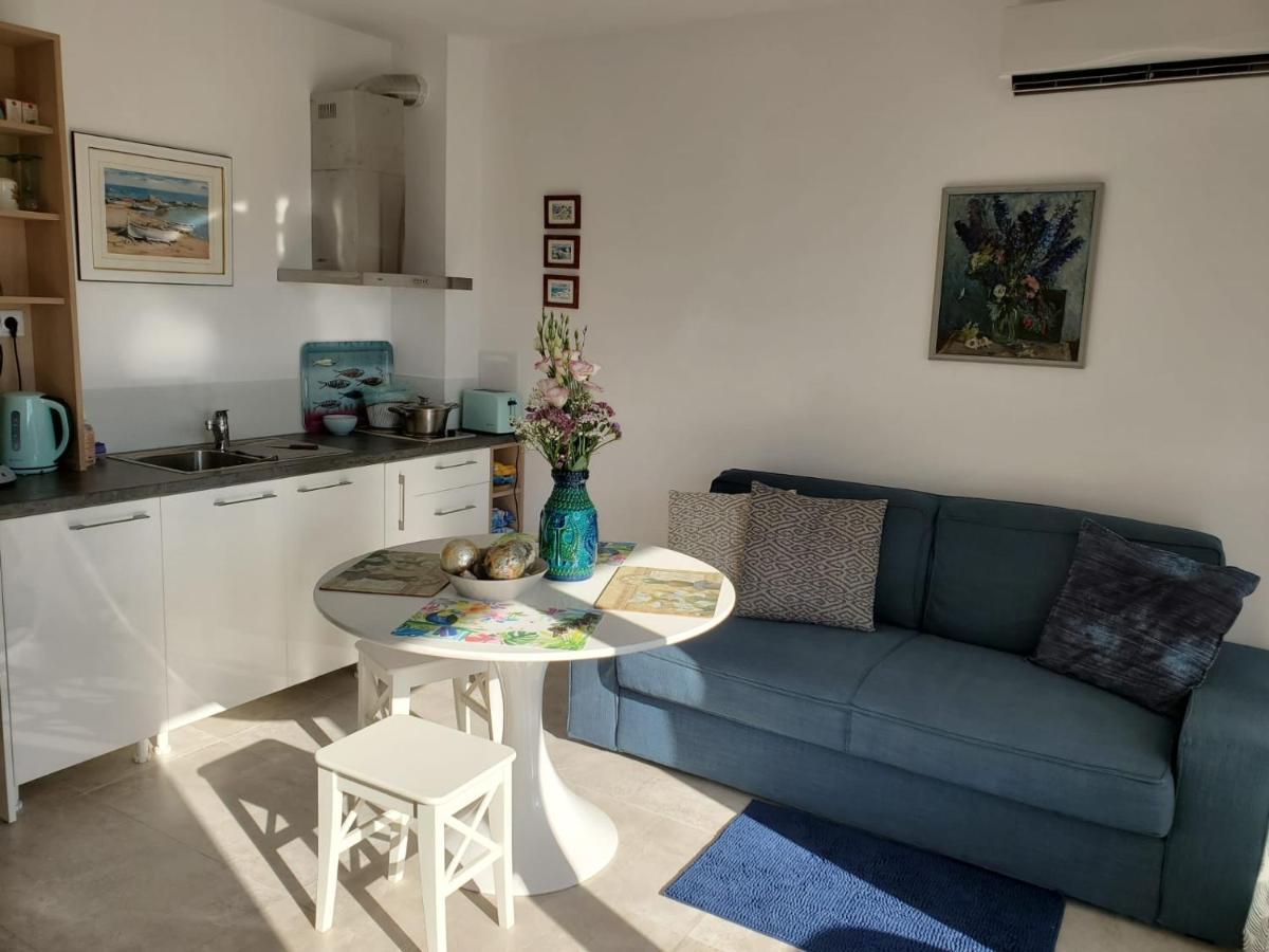 Obzor Tatyana Apartaments Bonjour ภายนอก รูปภาพ
